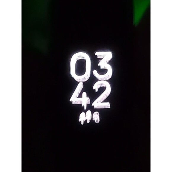 Fitbit Inspire HR FB413 Activity Tracker Heart Monitor Smartwatch W/ Charger - Picture 6 of 13